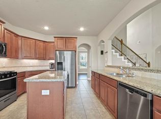 11911 Mulberry Dr, Mont Belvieu, TX 77535