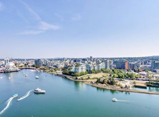 8 Smithe Mews #2701, Vancouver, BC V6B 0A5