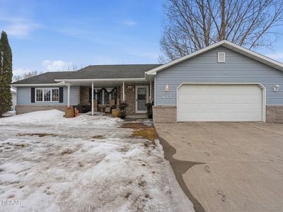 824 17th Ave SE, East Grand Forks, MN, 56721