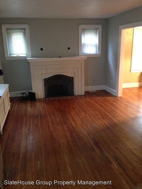 2nd image of 215 Revere Blvd