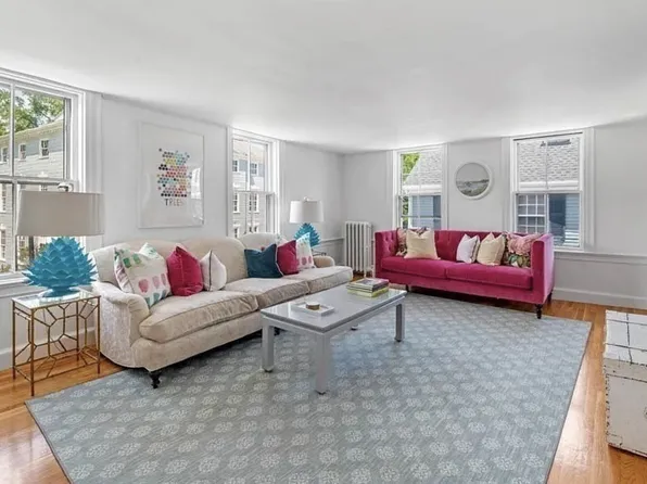 (undisclosed Address), Marblehead, MA 01945