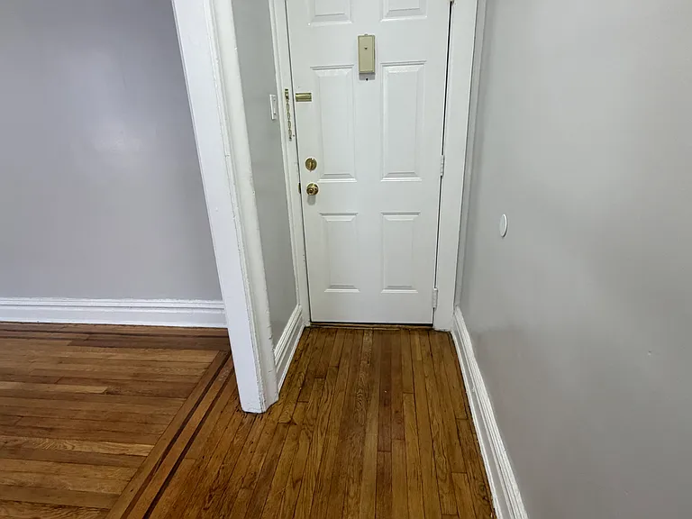620 Pavonia Ave #D5 — Photo 8