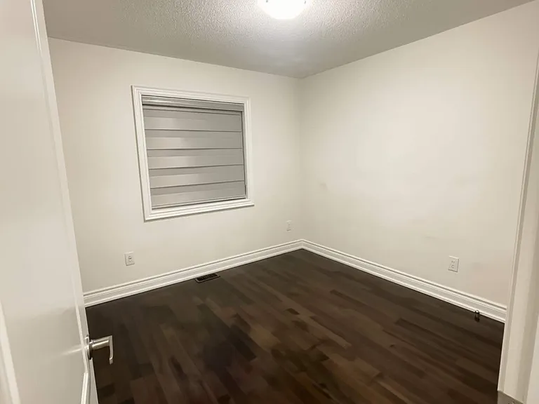 240 Seaview Hts — Photo 16