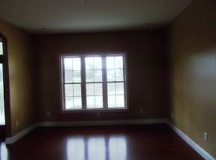 4199 N Innisbrooke Dr, Bloomington, IN 47408