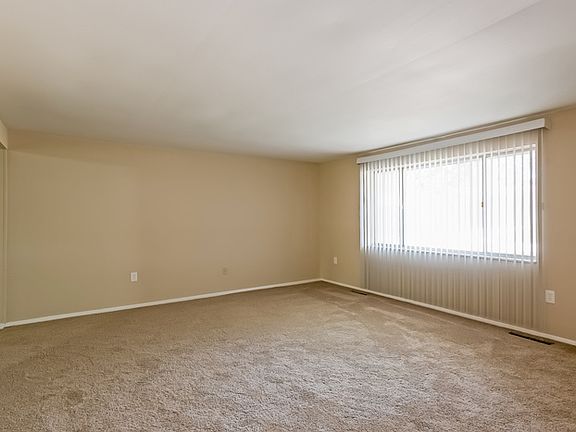 4th image of 4616 Sydenham Dr
