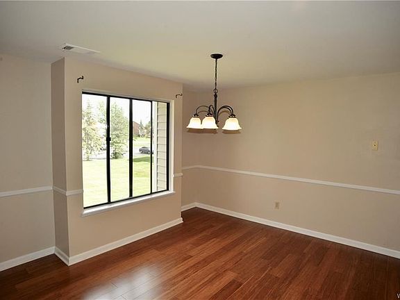 4th image of 24D Coolbrook Ct
