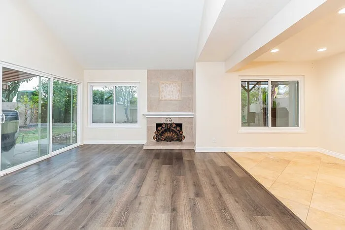 4 bed, 2.5 bath, 1758 sqft, $3,900 — Photo 4