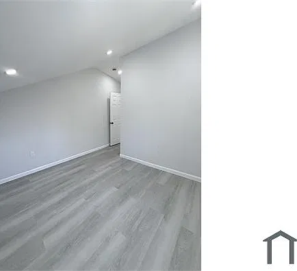 27 Targee St — Photo 10