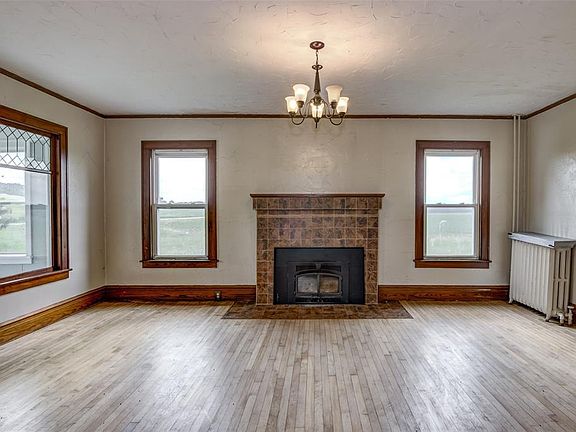 3rd image of E3741 310th Avenue