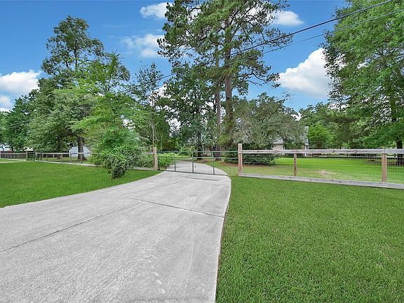3rd image of 30731 N Cripple Creek Dr