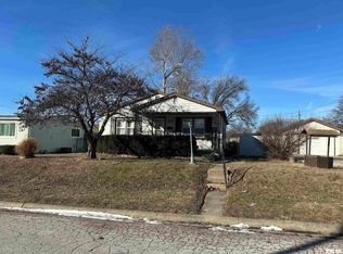 1515 N 16th St, Quincy, IL 62301