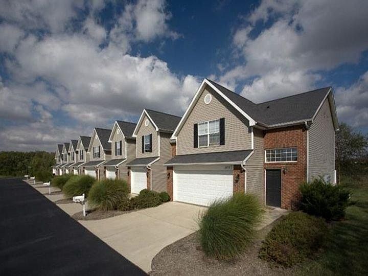 1st image of 3850 Amber Ct