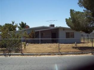 23881 South Rd, Apple Valley, CA 92307