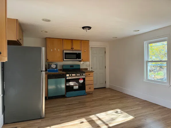 119 Whitfield St, Dorchester Center, MA 02124