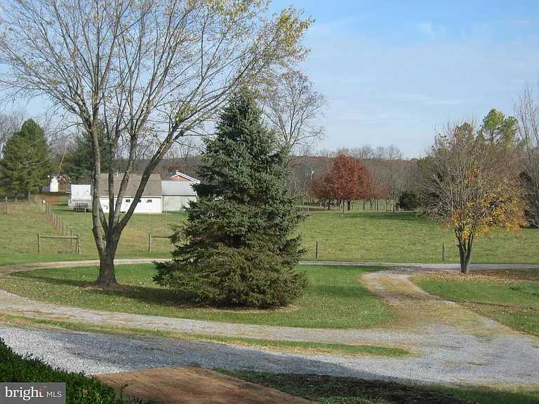 2109 S Childs Rd — Photo 4