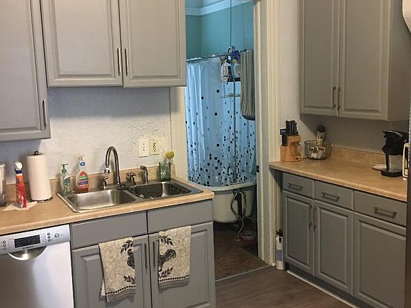 4th image of 344 Charles Ave SE