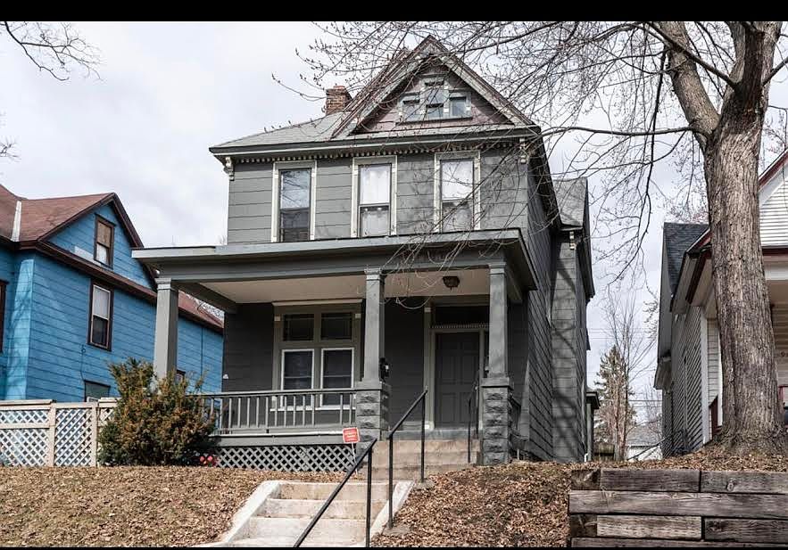 1st image of 963 Minnehaha Ave E APT 1