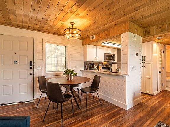 4th image of 3710 Weber Rd #202-E