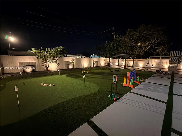 2340 SW 42nd Way — Photo 46