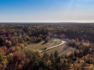 33 Holmes Rd, Saco, ME 04072