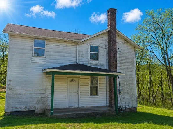 330 3rd Ave, Avonmore, PA 15618