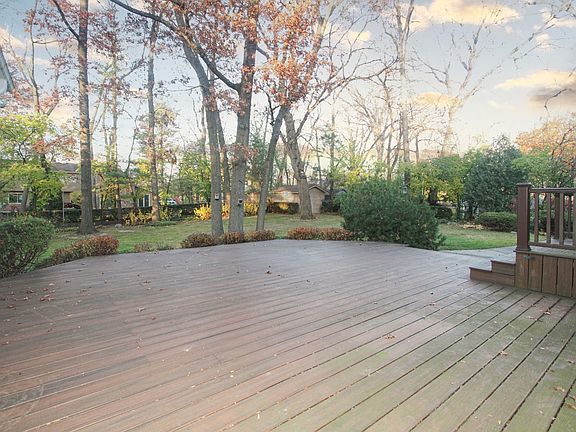 3rd image of 5022 Darlene Dr