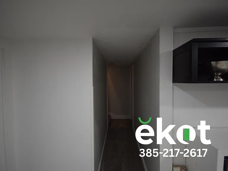 382 N Wall St — Photo 5