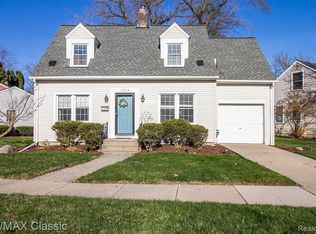 1224 Mayfield Dr, Royal Oak, MI