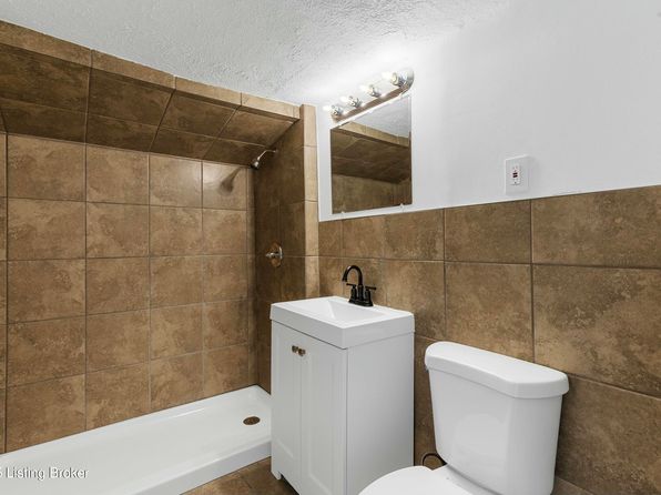 louisville-kentucky-73664618 picture