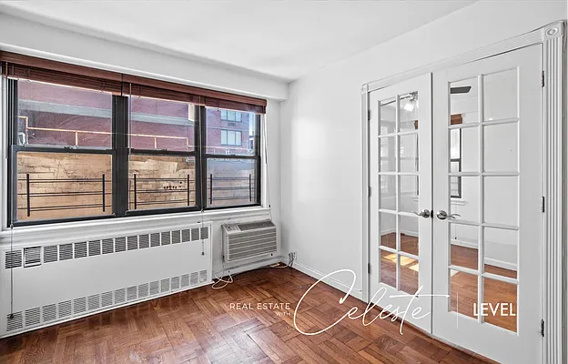 Rented by Level Group | media 12