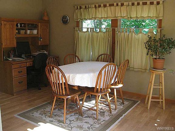 4th image of 5076 McKinley Pkwy
