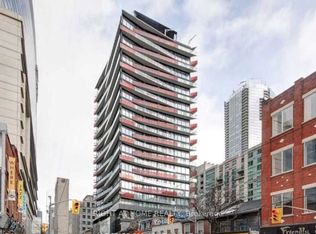 215 Queen St W, Toronto, ON M5V 1Z4