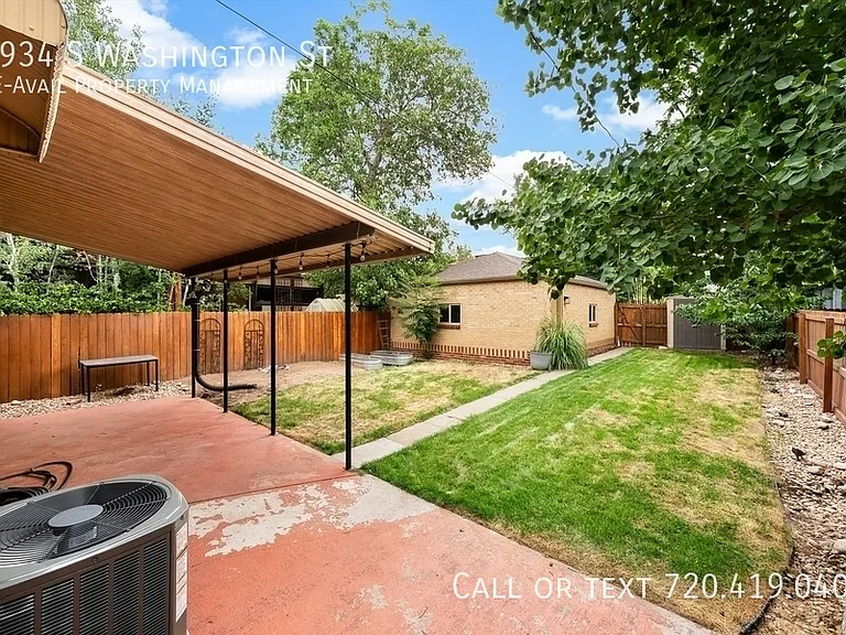 1934 S Washington St — Photo 32