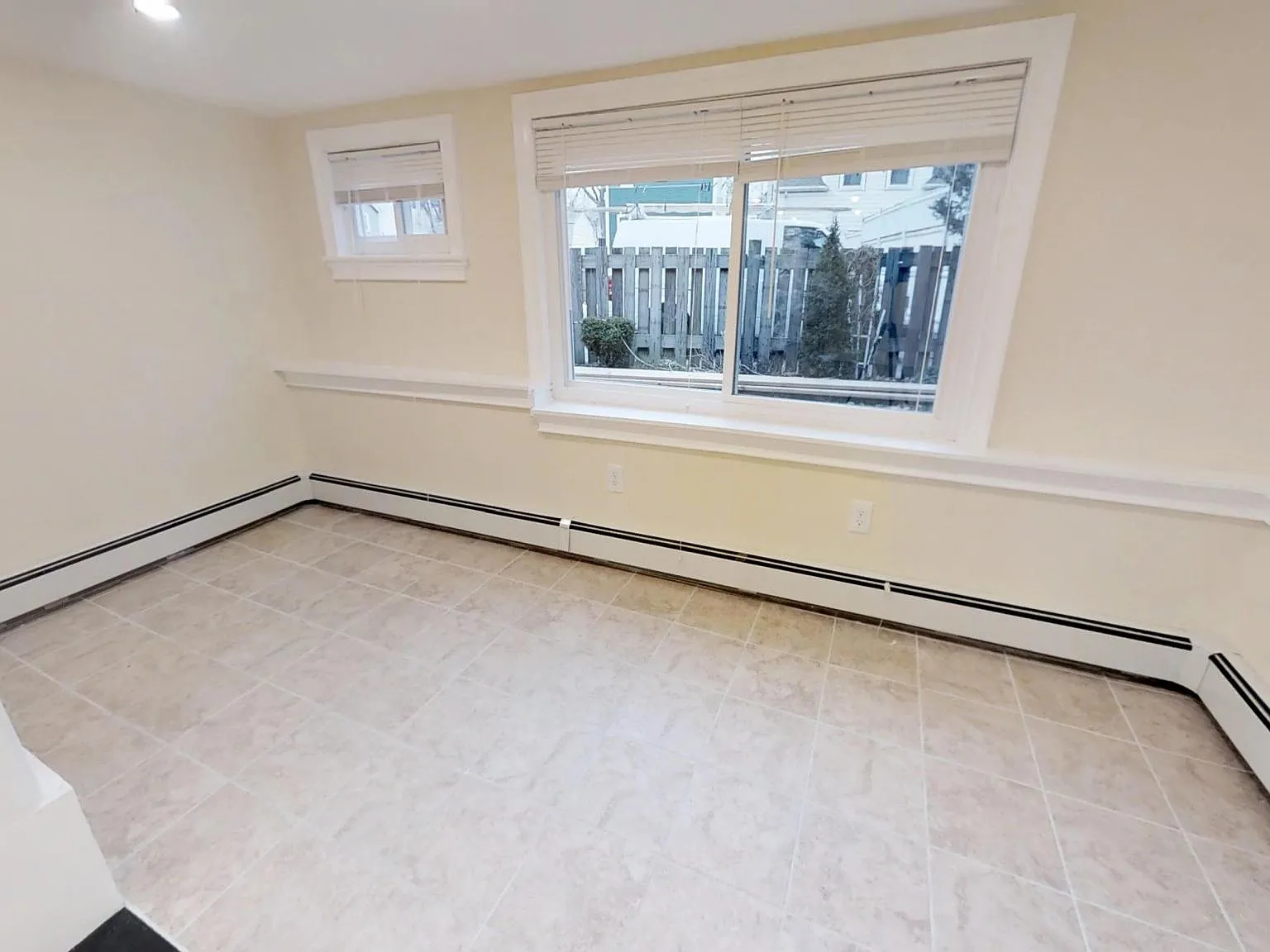 1 bed, 700 sqft, $3,300 — Photo 3