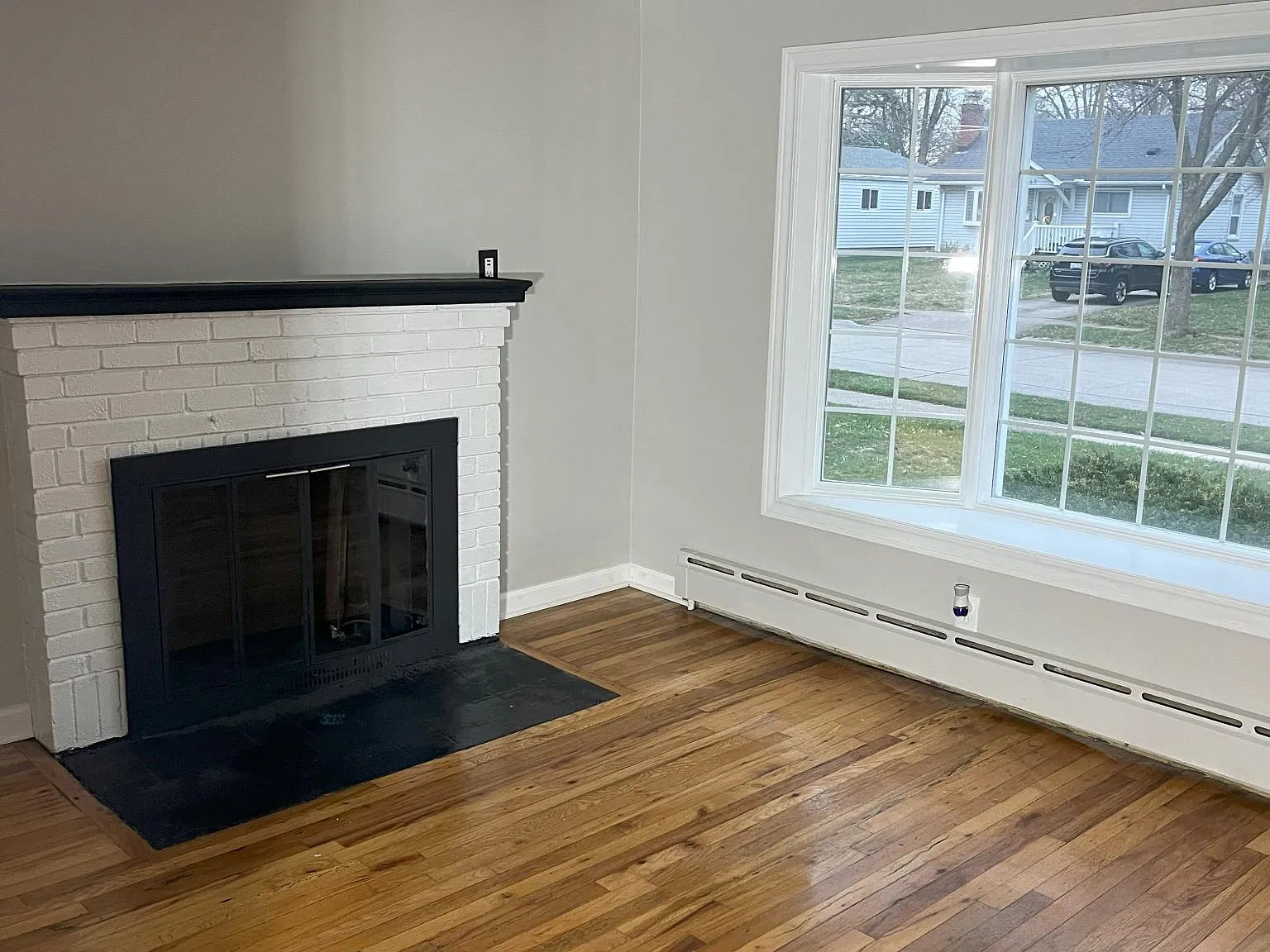 2 bed, 1000 sqft, $1,900 — Photo 4