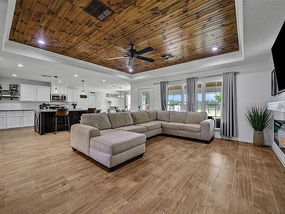 4th image of 2063 White Buck Ct