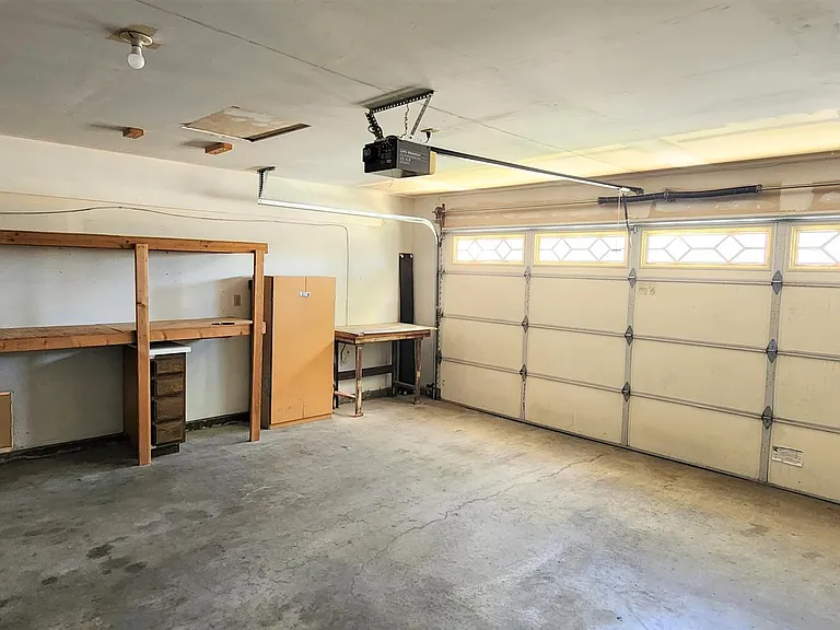 3219 W Avenue J4 — Photo 22