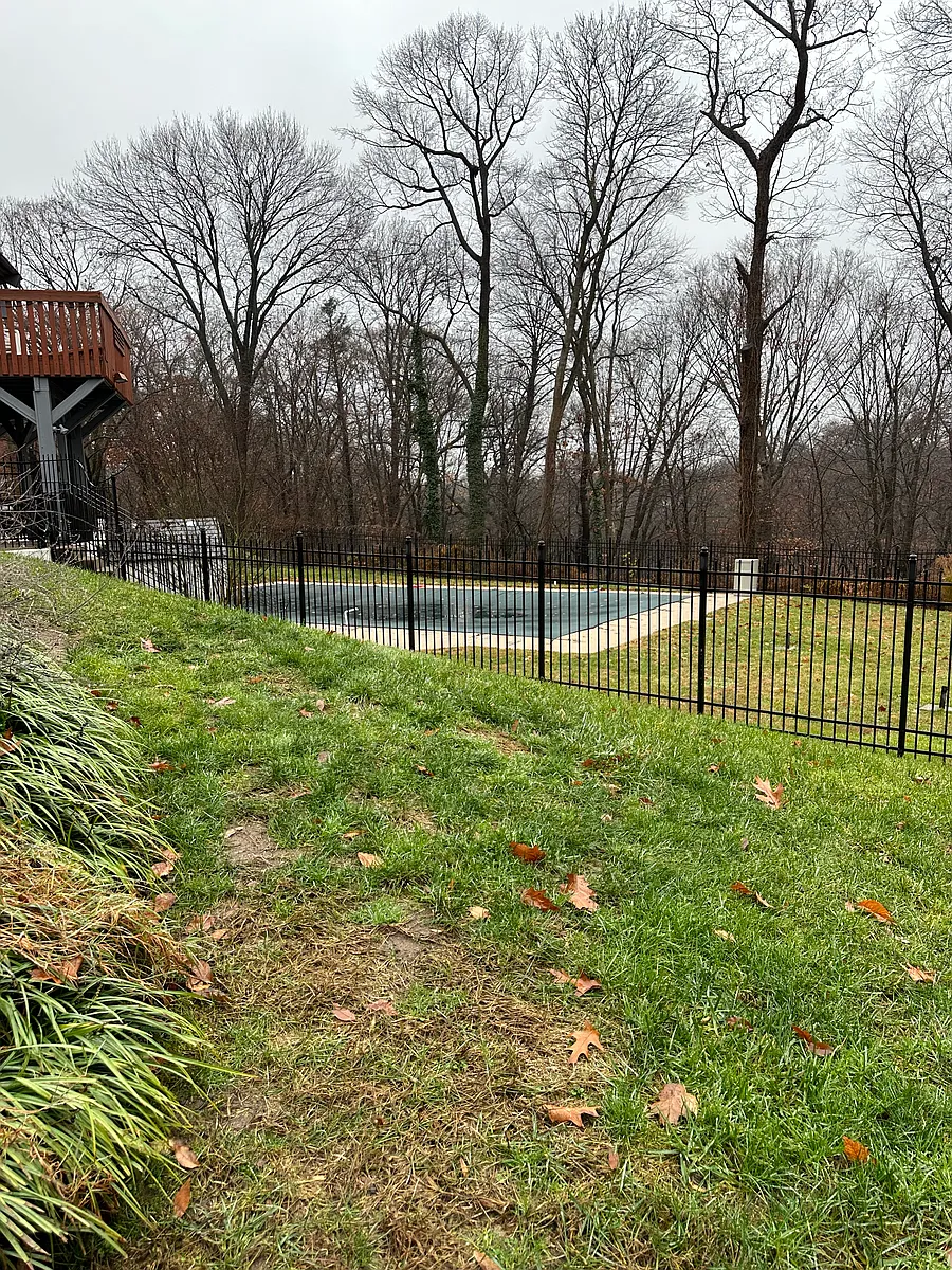 Building Photo - 4000 Gypsy Ln #335
