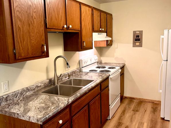 11 E 3rd St #204