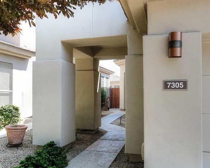 7305 E Del Acero Dr — Photo 16