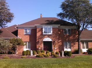 8 Longview Dr, Colts Neck, NJ 07722