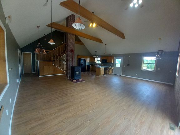 3rd image of 5360 State Highway 125 N