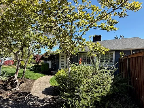 2315 Charnelton St Photo 1