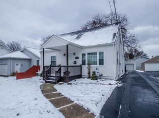 1072 Roosevelt Ave, Cuyahoga Falls, OH 44221