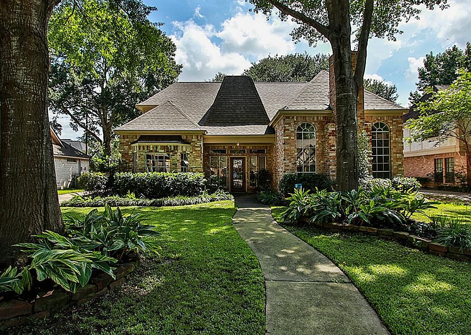1st image of 12922 Lentando Ln