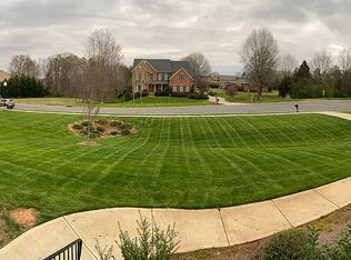 8121 Castlestone Dr, Mint Hill, NC 28227