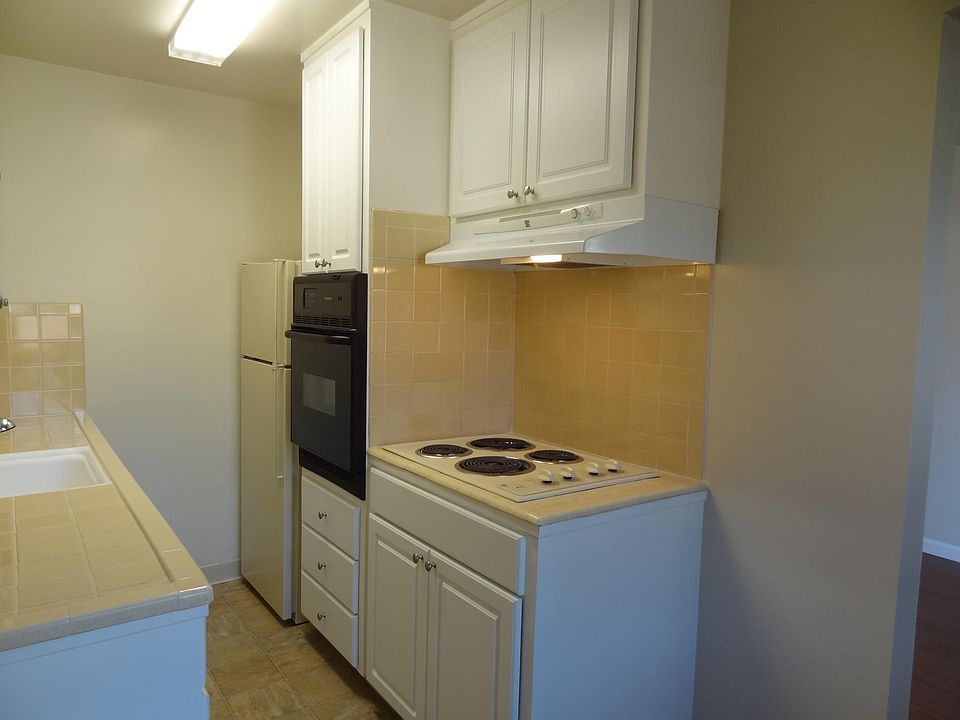 1st image of 2050 Latham St Unit 26