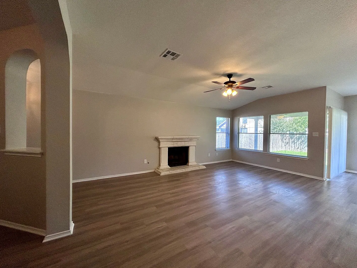 1405 Thibodeaux 78664 | 3 Bed 2 Bath 2 Car Garage $2050 — Photo 4