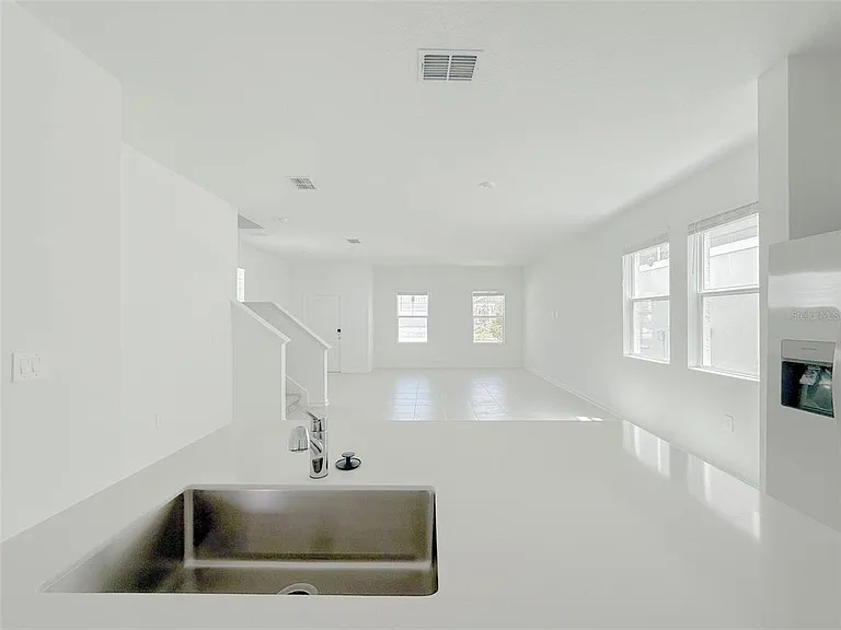 2008 Rider Rain Ln — Photo 11