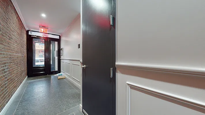 Rented by Bond New York | media 19